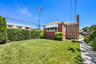 2216 S 11th Ave, North Riverside, IL 60546 - Photo 13