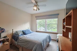 1135 Stonebridge Ct, Elgin, IL 60120 - Photo 21
