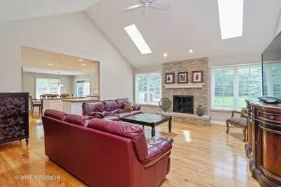20 Lochbrook Lane, Inverness, IL 60010 - Photo 3