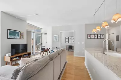 330 W Grand Avenue #1707, Chicago, IL 60654 - Photo 3
