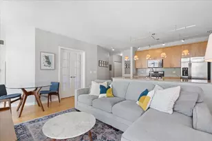 330 W Grand Ave, Chicago, IL 60654 - Photo 5