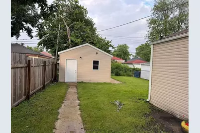 12529 S Loomis Street, Calumet Park, IL 60827 - Photo 23