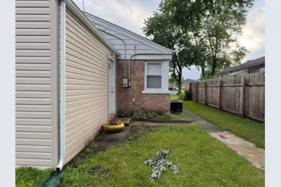 12529 S Loomis Street, Calumet Park, IL 60827 - Photo 27