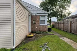 12529 S Loomis St, Calumet Park, IL 60827 - Photo 27