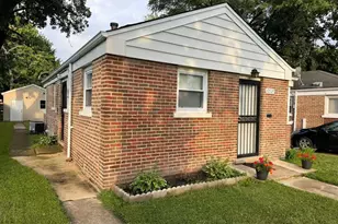 12529 S Loomis St, Calumet Park, IL 60827 - Photo 3