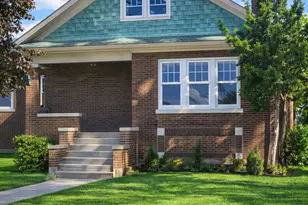 1911 S 11th Ave, Maywood, IL 60153 - Photo 1