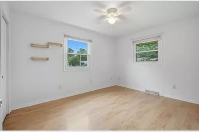 109 N 3rd Street, Colona, IL 61241 - Photo 13