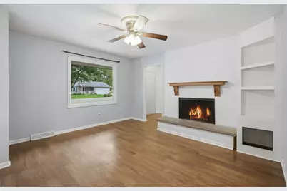 109 N 3rd Street, Colona, IL 61241 - Photo 5