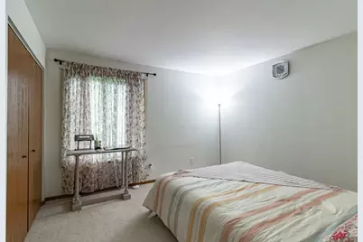 906 Cross Creek Drive #A2, Roselle, IL 60172 - Photo 13