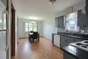 8312 S 79th Ave, Justice, IL 60458 - Photo 3