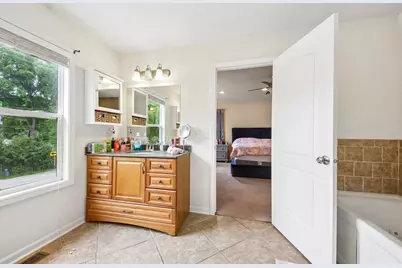 5105 W Flanders Road, McHenry, IL 60050 - Photo 25