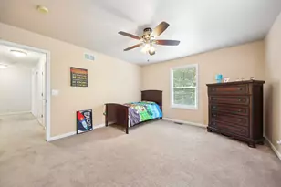 5105 W Flanders Rd, McHenry, IL 60050 - Photo 17