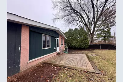 1702 W Oakton Street, Arlington Heights, IL 60004 - Photo 3