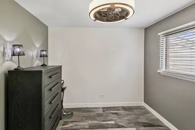 383 Park Avenue, Wheeling, IL 60090 - Photo 13