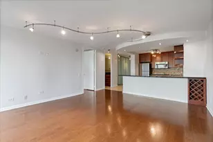 30 E Huron St, Chicago, IL 60611 - Photo 5