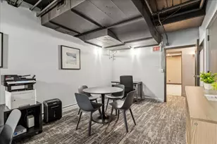 30 E Huron St, Chicago, IL 60611 - Photo 17