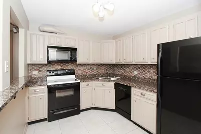 2000 Saint Regis Drive #6J, Lombard, IL 60148 - Photo 7