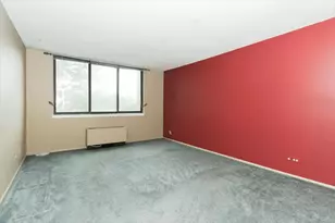 2000 St Regis Dr, Lombard, IL 60148 - Photo 11