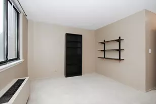 2000 St Regis Dr, Lombard, IL 60148 - Photo 17