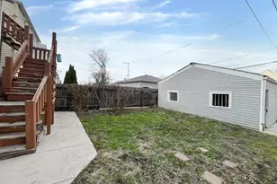 913 N Kedvale Ave, Chicago, IL 60651 - Photo 3