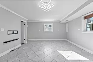 2017 E Seneca Ln, Mount Prospect, IL 60056 - Photo 23