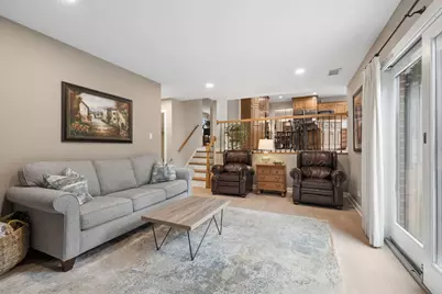 449 Farnham Lane, Wheaton, IL 60189 - Photo 11