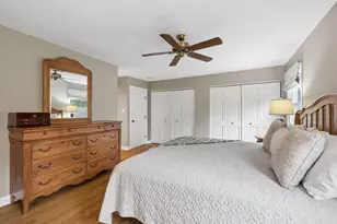 449 Farnham Ln, Wheaton, IL 60189 - Photo 15