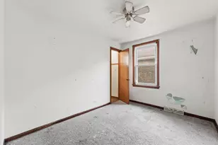 9114 S Ellis Ave, Chicago, IL 60619 - Photo 9