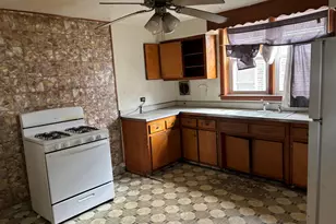 9114 S Ellis Ave, Chicago, IL 60619 - Photo 5