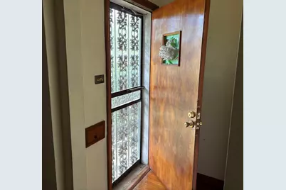 9114 S Ellis Avenue, Chicago, IL 60619 - Photo 3