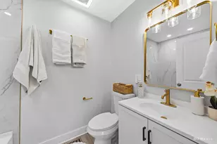 8541 S Givins Ct, Chicago, IL 60620 - Photo 13