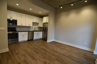 3833 N Broadway Street #317, Chicago, IL 60613 - Photo 13