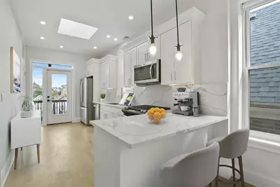 1241 N Bosworth Avenue #2, Chicago, IL 60642 - Photo 5