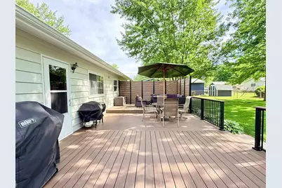99 Circle Drive E, Montgomery, IL 60538 - Photo 3