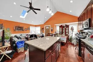 6228 S Menard Ave, Chicago, IL 60638 - Photo 7