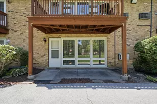 4439 Arbor Cir, Downers Grove, IL 60515 - Photo 3
