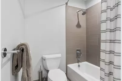 453 W Blackhawk Street, Chicago, IL 60610 - Photo 11