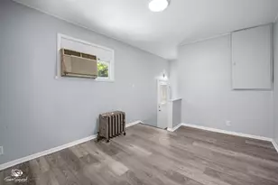 116 N Hickory St, Joliet, IL 60435 - Photo 17