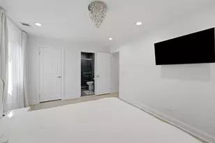 1251 Williamsburg Dr, Schaumburg, IL 60193 - Photo 15