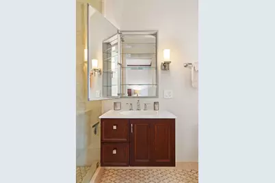 70 E Scott Street #307, Chicago, IL 60610 - Photo 23
