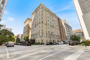70 E Scott St, Chicago, IL 60610 - Photo 31