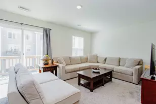 2517 Alison Ave, Pingree Grove, IL 60140 - Photo 3