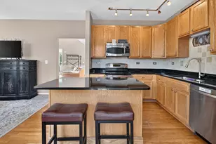 478 Peregrine Pkwy, Bartlett, IL 60103 - Photo 13
