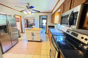 2563 Gurler Rd, Rochelle, IL 61068 - Photo 13