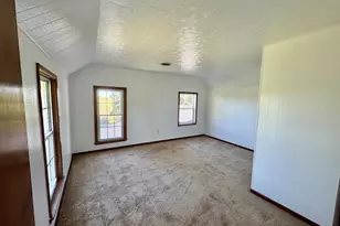 2563 Gurler Rd, Rochelle, IL 61068 - Photo 27