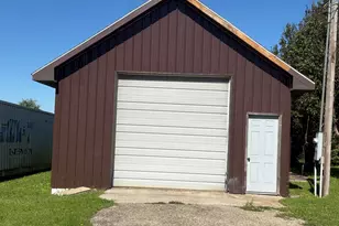 2563 Gurler Rd, Rochelle, IL 61068 - Photo 41