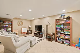 25 E Wilson Ave, Lombard, IL 60148 - Photo 19