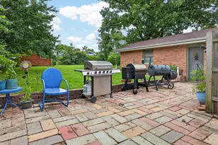 308 E Oak St, Downs, IL 61736 - Photo 21