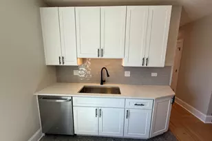 6416 N Richmond St, Chicago, IL 60645 - Photo 5
