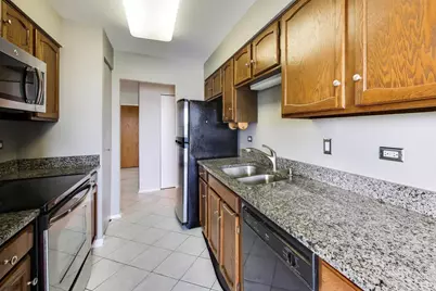 701 Forum Square #402, Glenview, IL 60025 - Photo 11